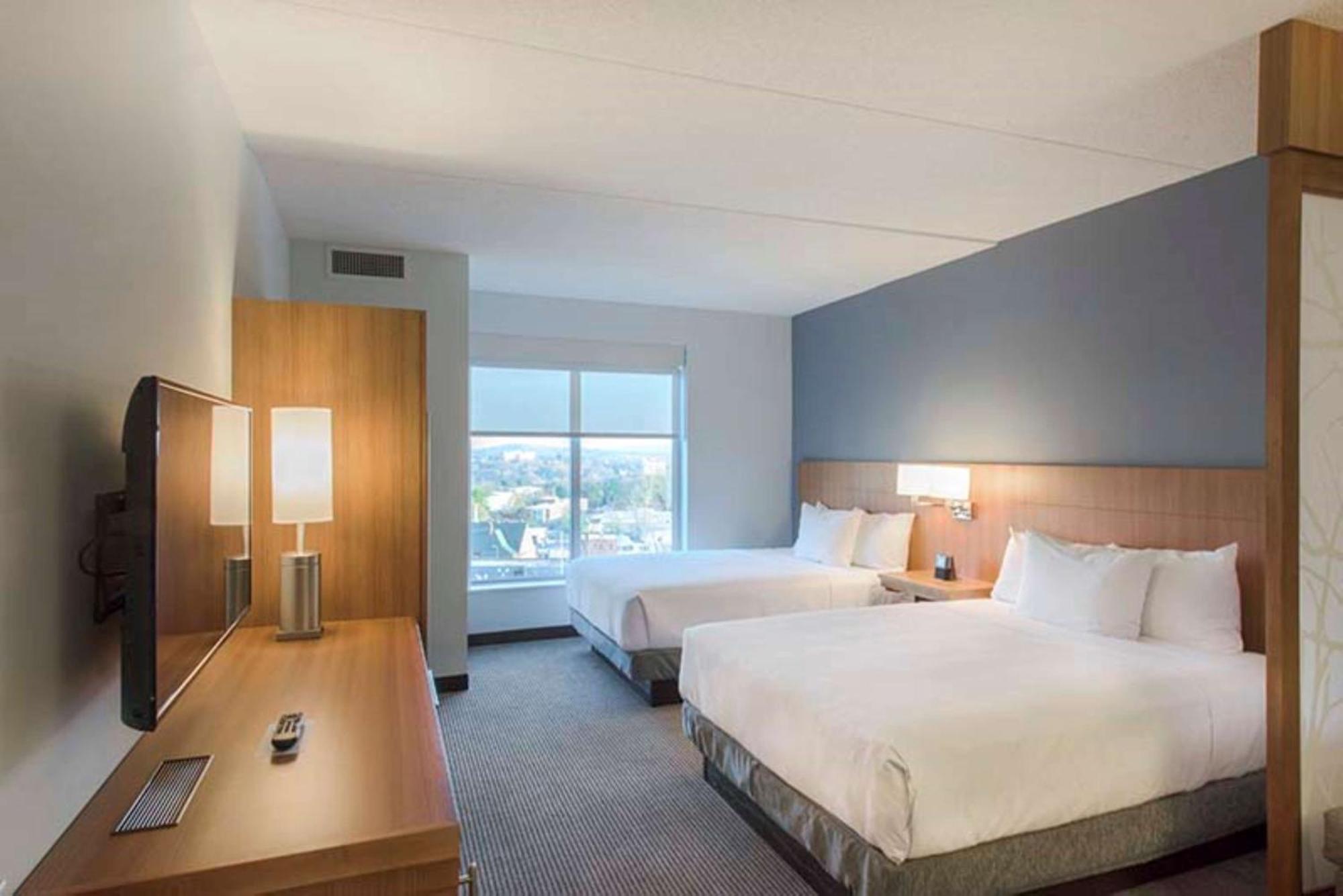 Doubletree By Hilton Asheville Downtown מראה חיצוני תמונה