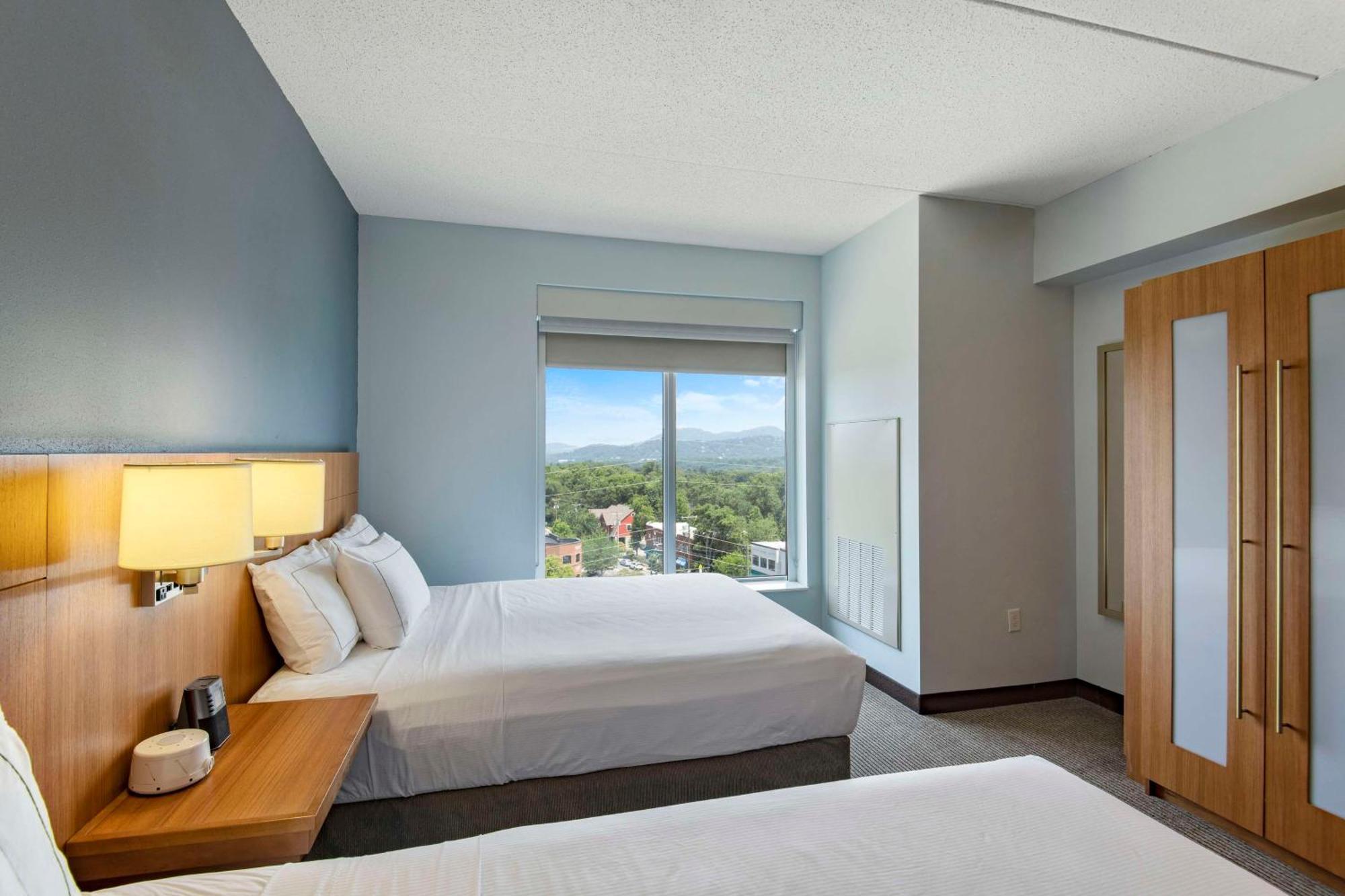 Doubletree By Hilton Asheville Downtown מראה חיצוני תמונה