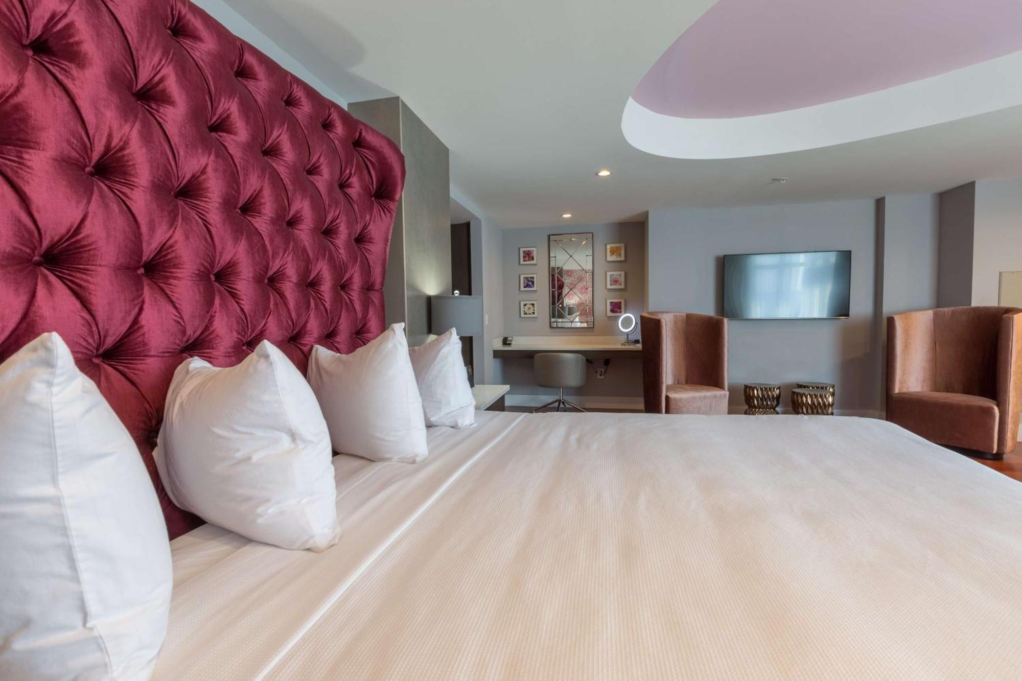 Doubletree By Hilton Asheville Downtown מראה חיצוני תמונה