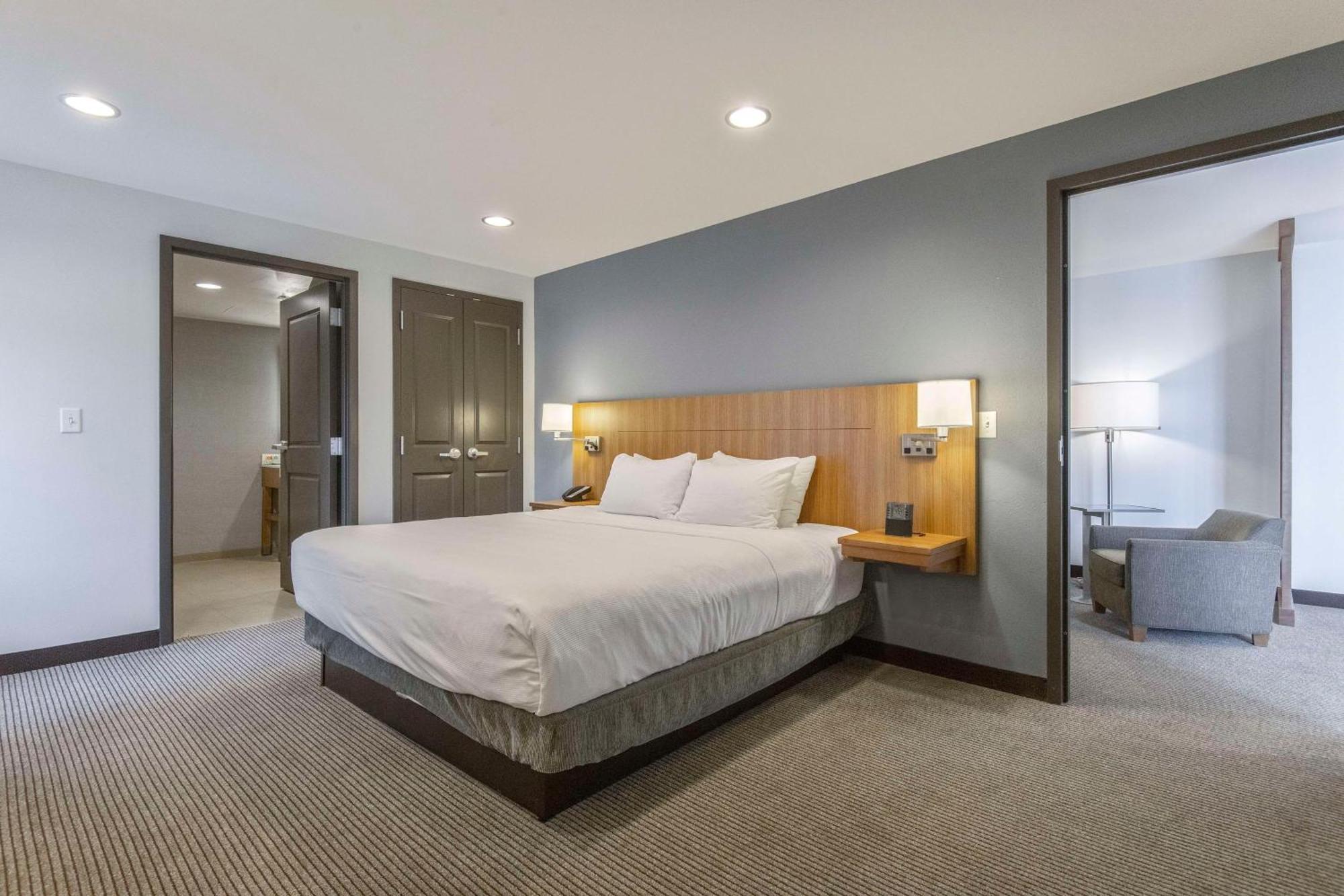 Doubletree By Hilton Asheville Downtown מראה חיצוני תמונה