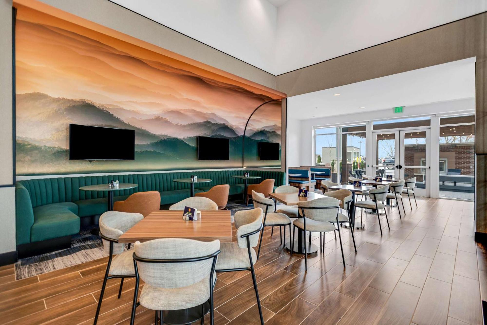 Doubletree By Hilton Asheville Downtown מראה חיצוני תמונה