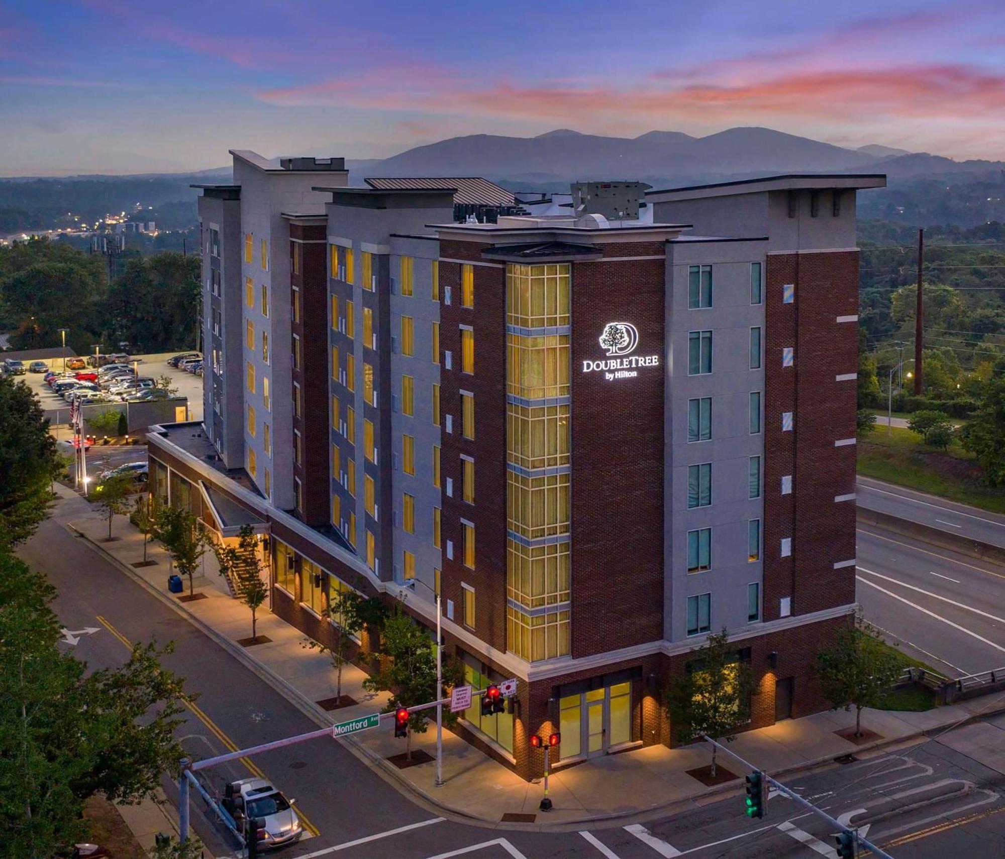 Doubletree By Hilton Asheville Downtown מראה חיצוני תמונה
