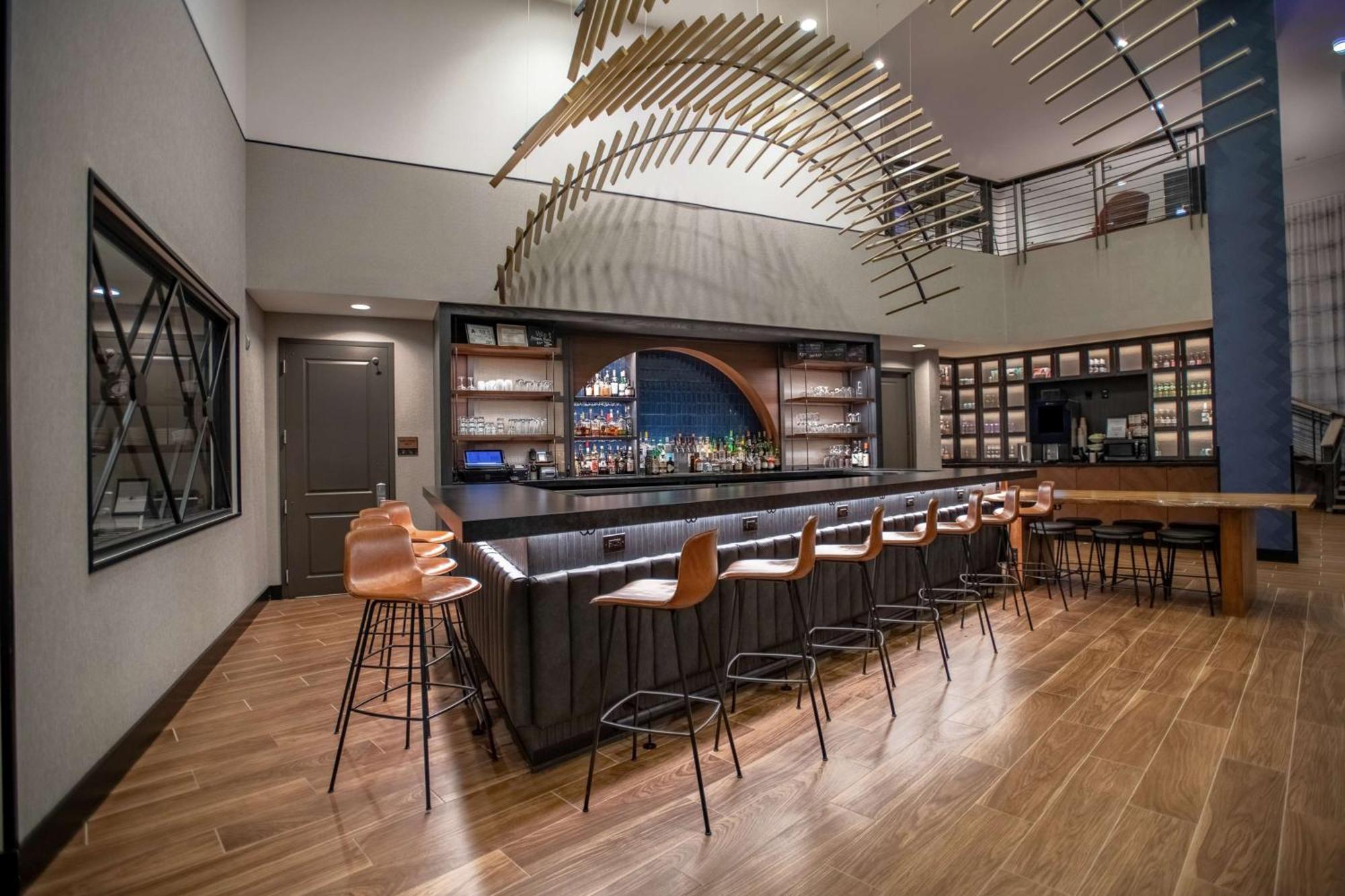 Doubletree By Hilton Asheville Downtown מראה חיצוני תמונה